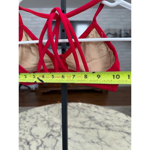 2nd Skin Red Ribbed Strappy Criss Cross Back Seamless Sports Bra Womens Size L - Picture 3 of 5